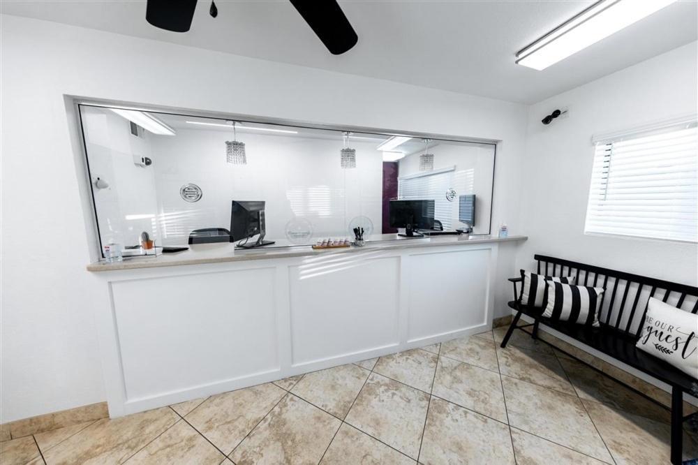 235 Fully Furnished 1Br Suite-Outdoor Pool Scottsdale Dış mekan fotoğraf